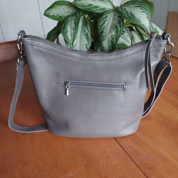 Like New The Sak Bag. - Picture 2 of 4